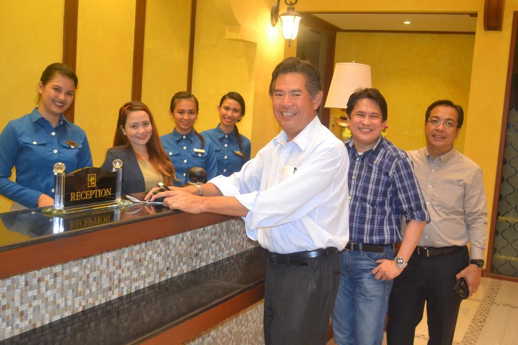 The Pepperland Hotel Legazpi Luaran gambar