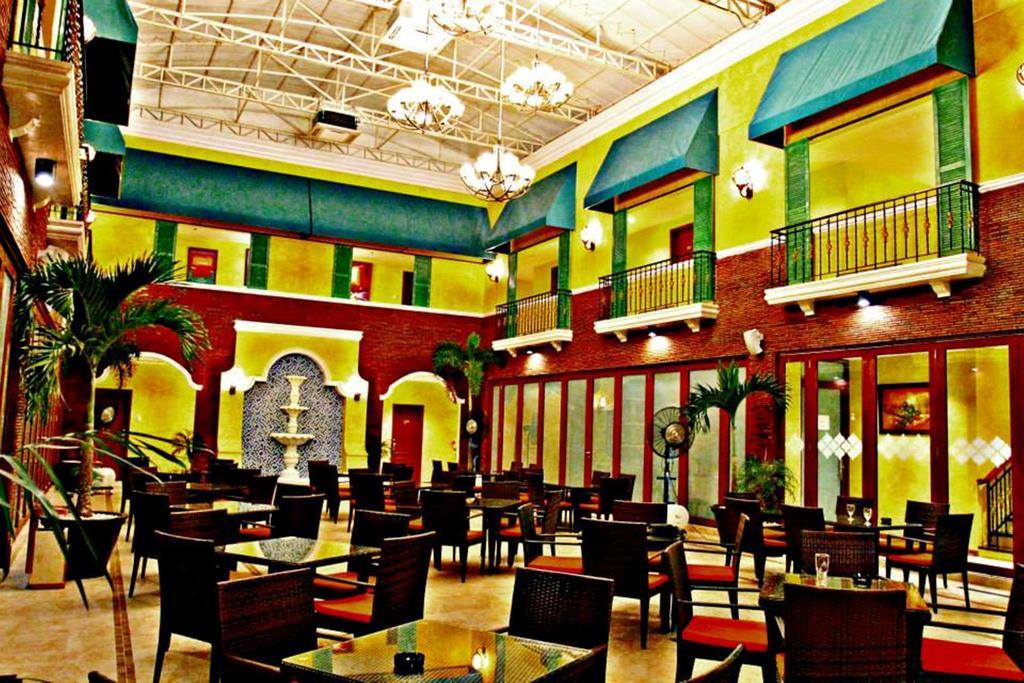 The Pepperland Hotel Legazpi Luaran gambar